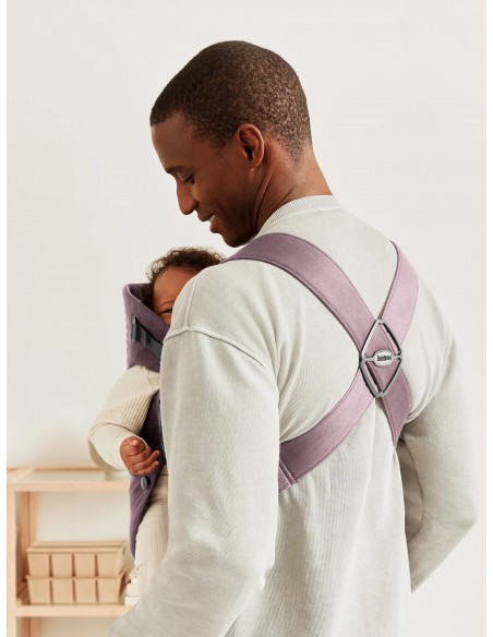 Babybjorn Porta Bebé Mini lila oscuro